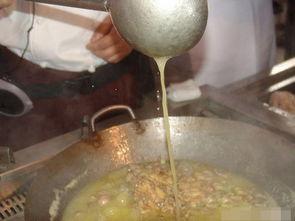 勾兑高汤爆料视频大全图片,视频大全图片解析背后的真相